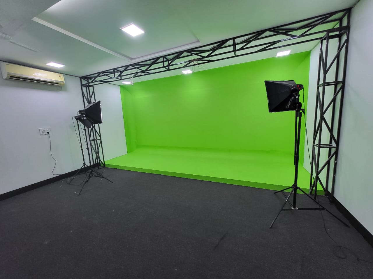 SSIPMT Studio, SSIPMT, Raipur